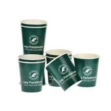 Gobelet en carton personnalisée, Custom printed paper cups, Kubki papierowe z nadrukiem indywidualnym, Pappbecher mit individuell bedruckt, Pappersmuggar med eden tryck.